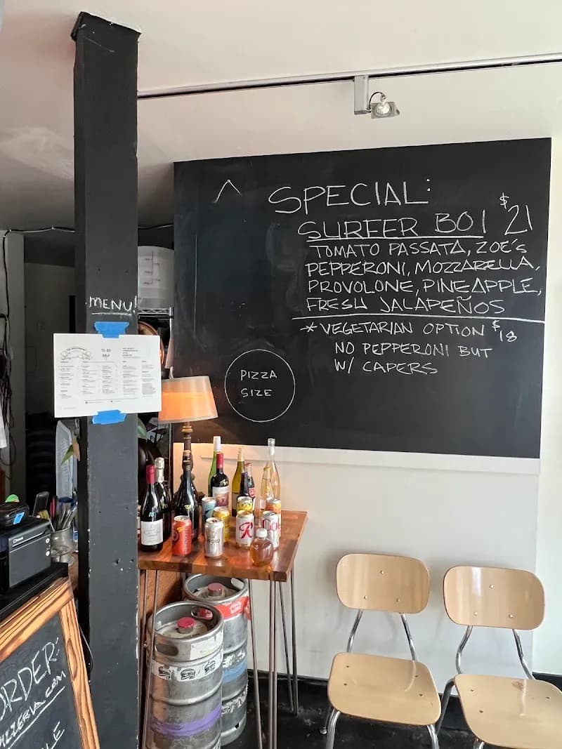 View of The Independent Pizzeria in Burien, WA