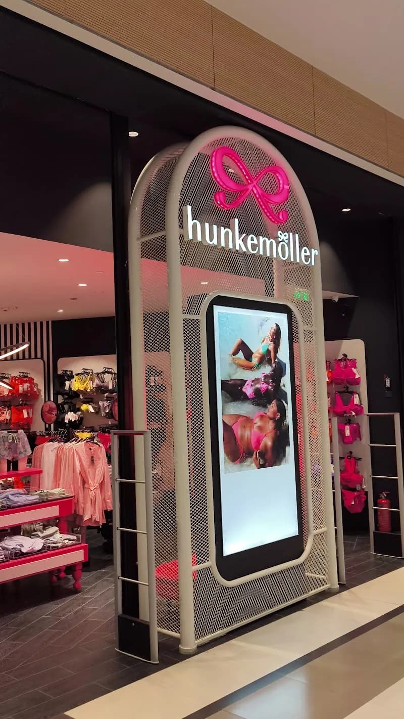 View of The Mall Athens in Marousi, AT