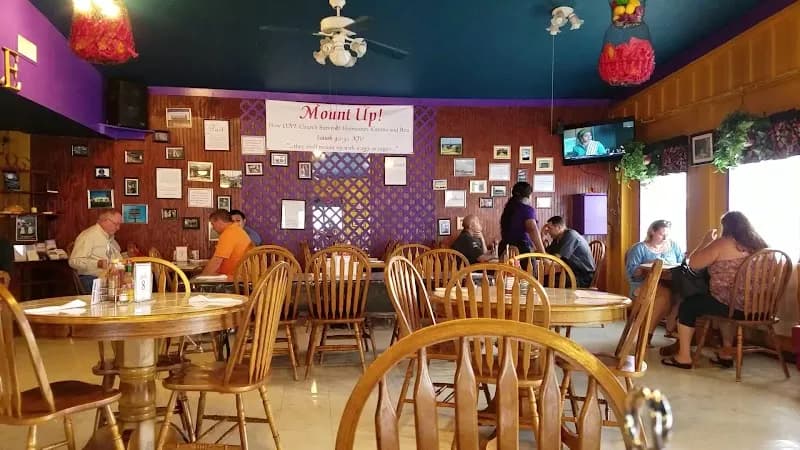 View of The Real New Orleans Style Restaurant in Leander, TX