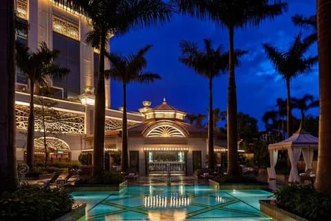 The Ritz-Carlton Bowling Alley bowling in Macau, MAC