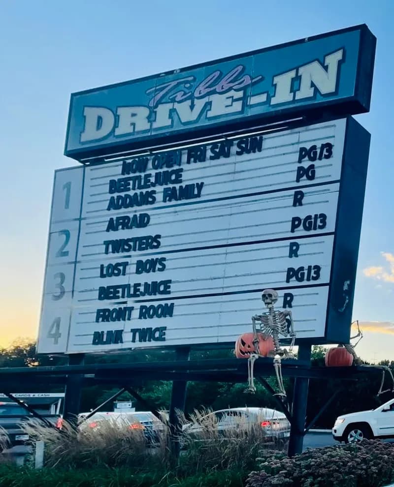 View of Tibbs Drive-In in Indianapolis, IN