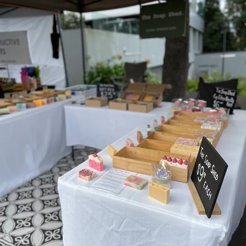 View of Titirangi Village Market in Waitakere, AKL
