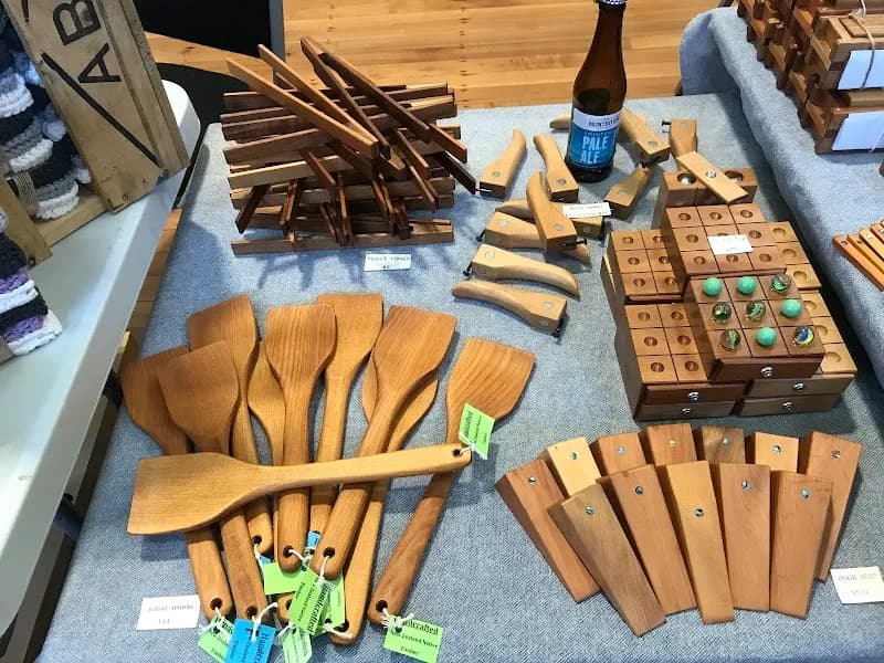 View of Titirangi Village Market in Waitakere, AKL