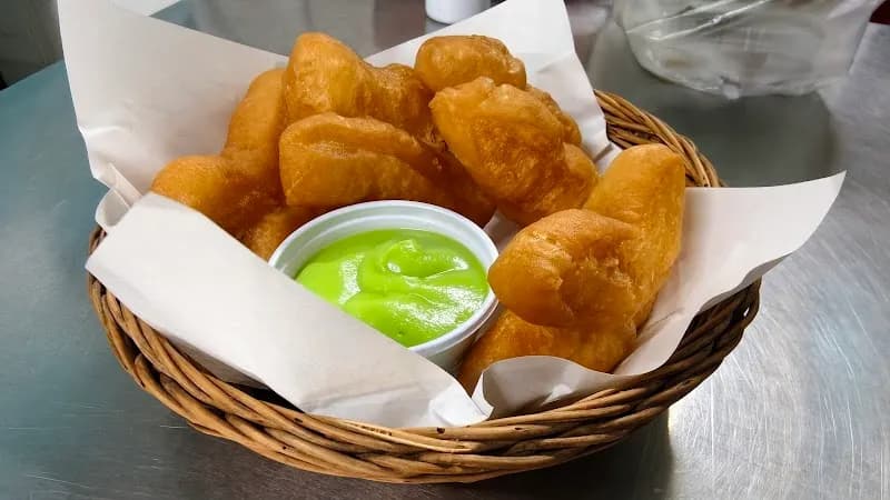 View of Ton Payom Local Cafes in Ton Payom, CM