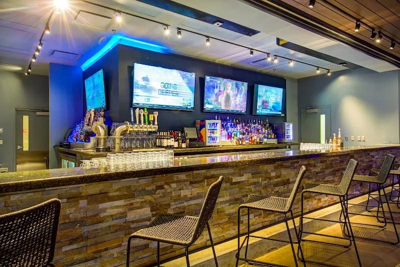 Topgolf Fort Worth restaurant in Arlington, TX