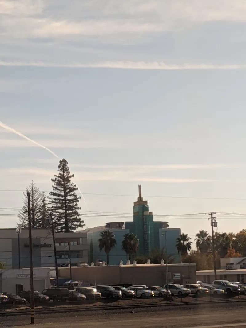 View of Tower Theatre in Roseville, CA