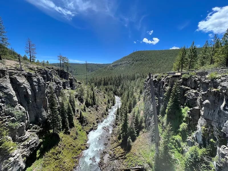 View of Tumalo Falls in Bend, OR