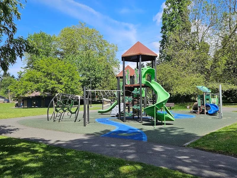 Twin Ponds Park park in Shoreline, WA