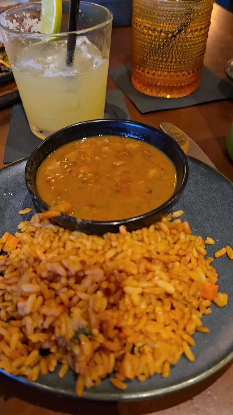 View of Uncle Julio's in Gaithersburg, MD