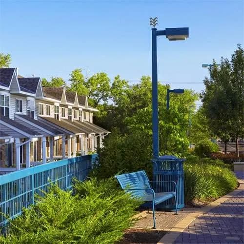 Valley Square Commons apartment building in Golden Valley, MN