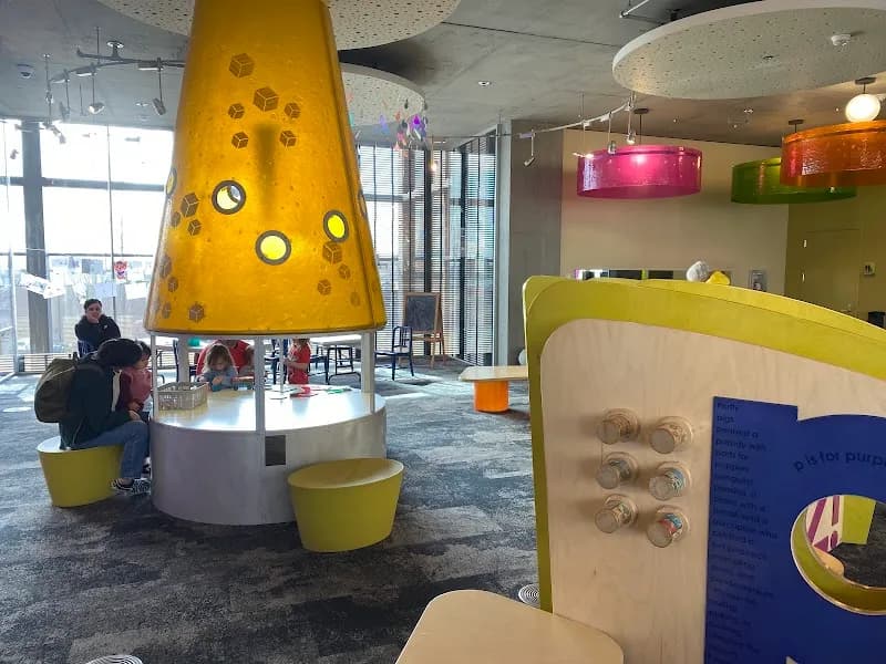 View of Vancouver Community Library in Vancouver, WA