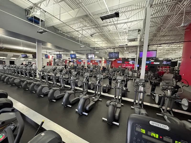 View of VASA Fitness in Murray, UT