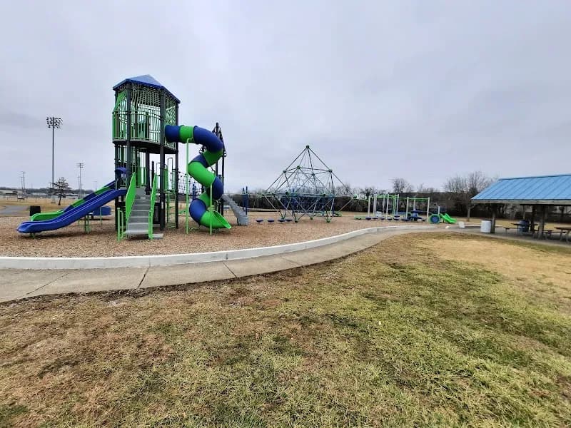 Veterans Memorial Park park in La Vergne, TN