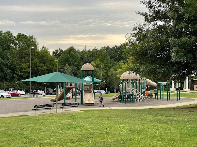 Veterans Park park in Hoover, AL