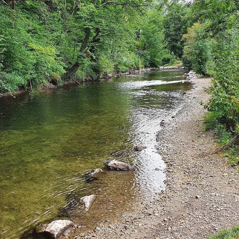 View of Würm Valley Trail (Würmtal-Radweg) in Gräfelfing, BY