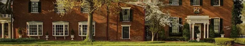 Wakefield-Scearce Gallery gift shop in Shelbyville, KY