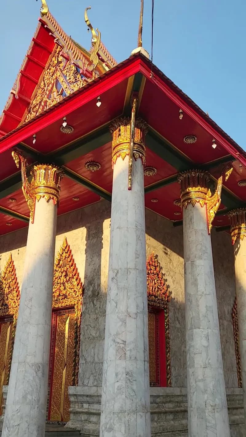 View of Wat Bang Na Nai in Bang Na, BKK