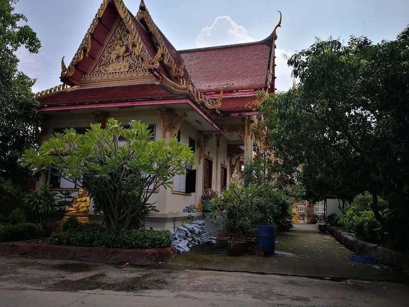View of Wat Bangkapi (Temple Grounds) in Bangkapi, BKK