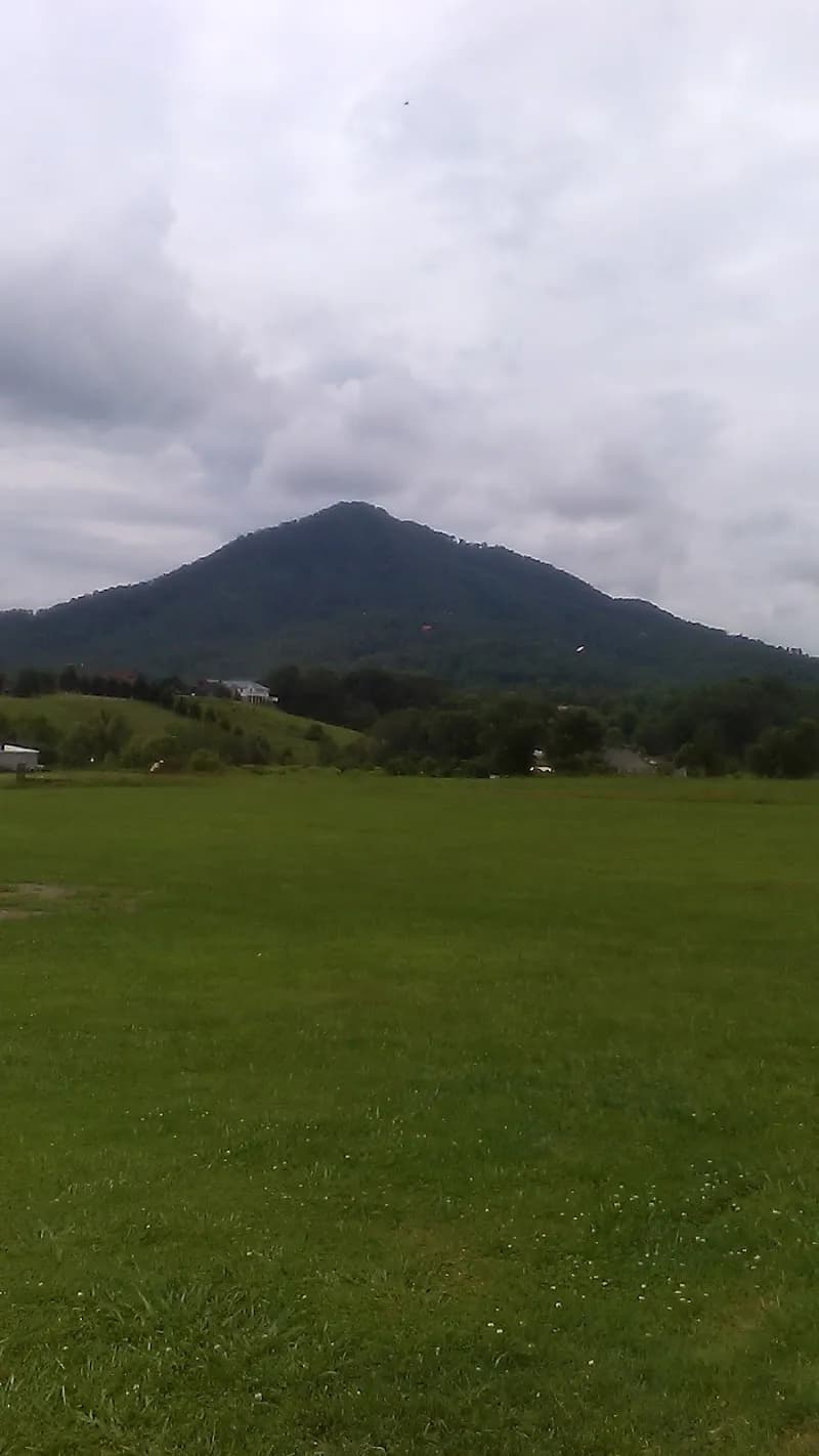 View of Wears Valley Road in Wears Valley, TN