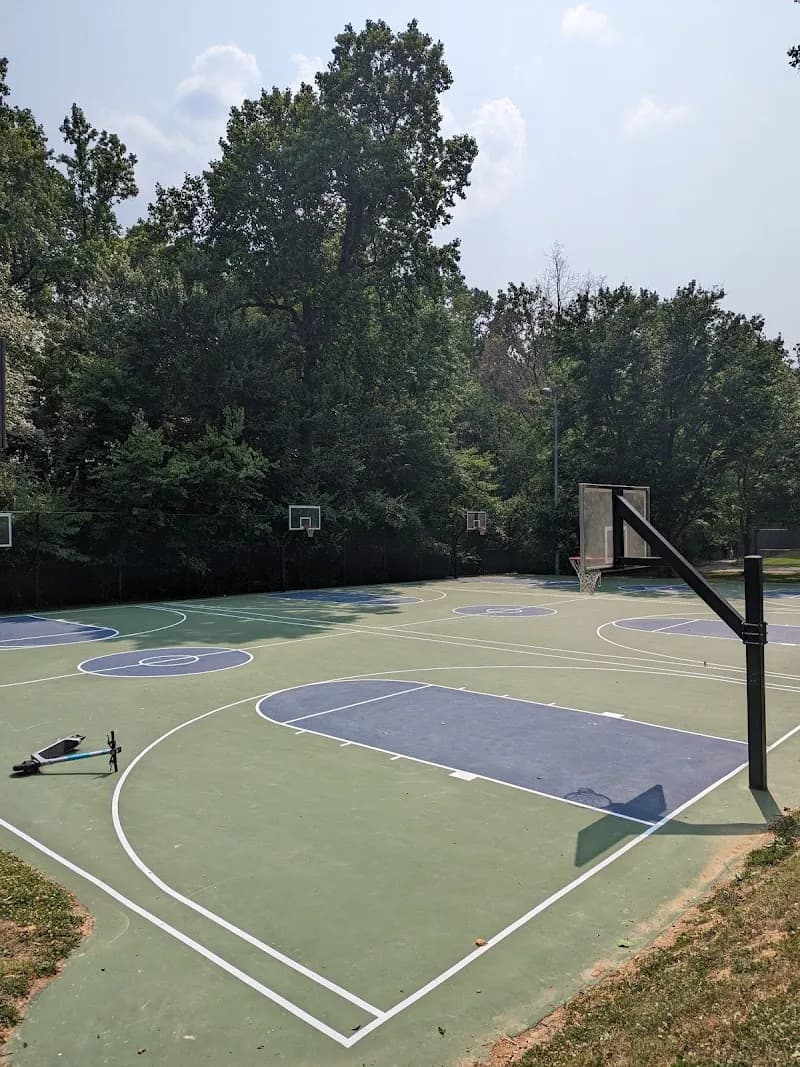 Welsh Park city park in Rockville, MD