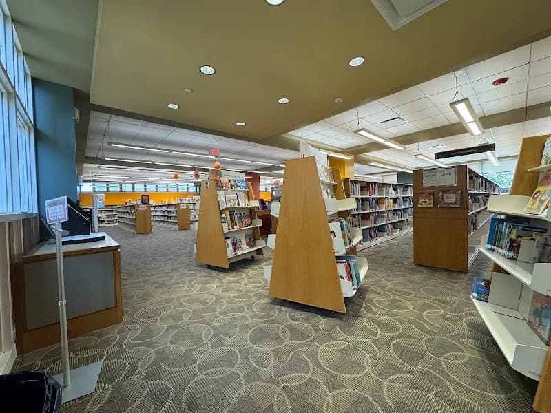 Wilmette Public Library library in Wilmette, IL