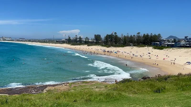 Wollongong Beach beach in Wollongong, NSW