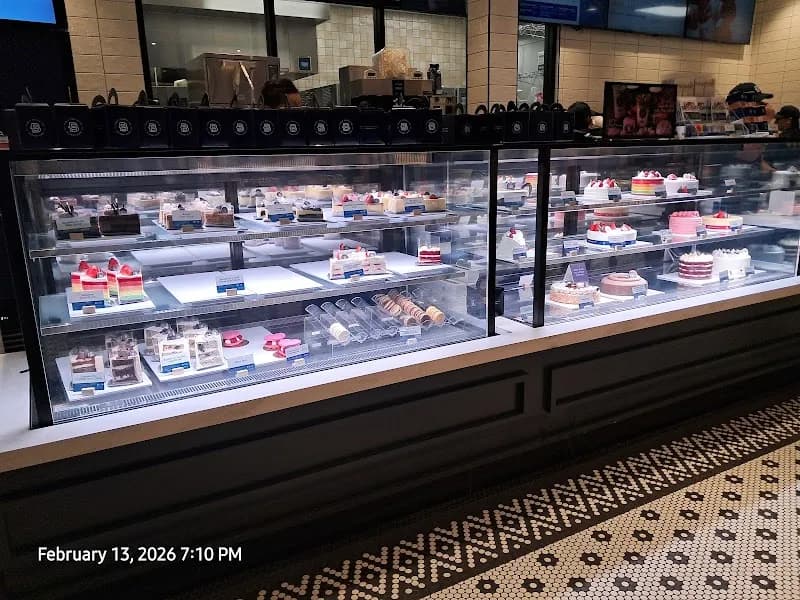 View of Woodbury Lakes in Minneapolis, MN