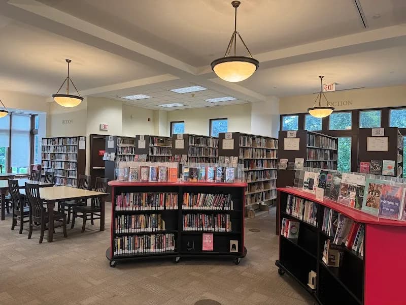 View of Woodstock Public Library in Woodstock, OR
