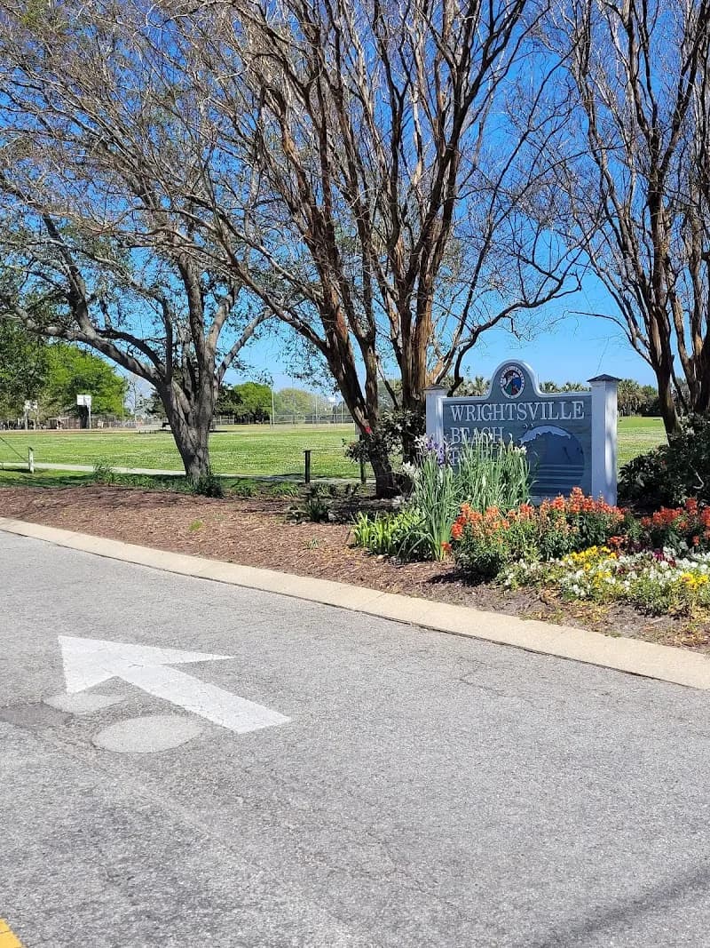 View of Wrightsville Beach Park in Wilmington, NC