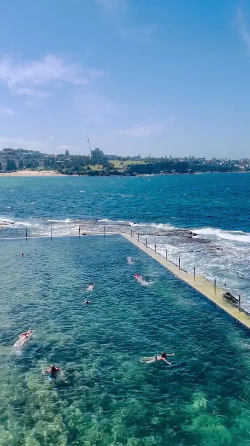 View of Wylie's Baths in Coogee, NSW