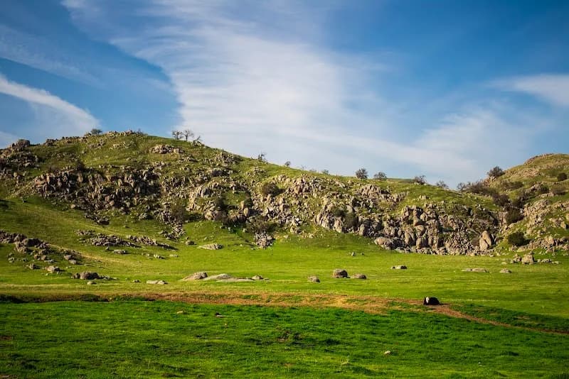 View of Yokohl Valley in Bakersfield, CA