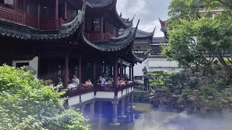 View of Yu Garden (Yuyuan Garden) in Shanghai, SH