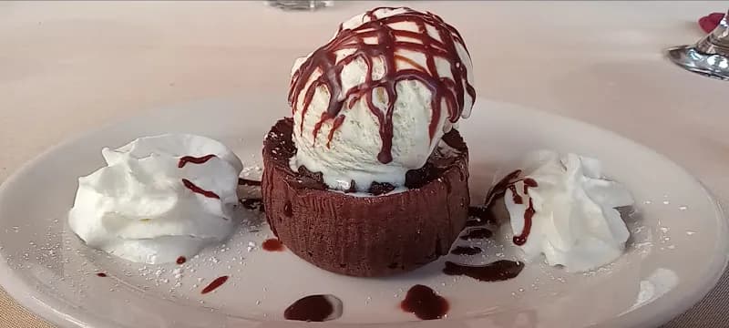 View of Zaffiro's Pizzeria in Collingswood, NJ