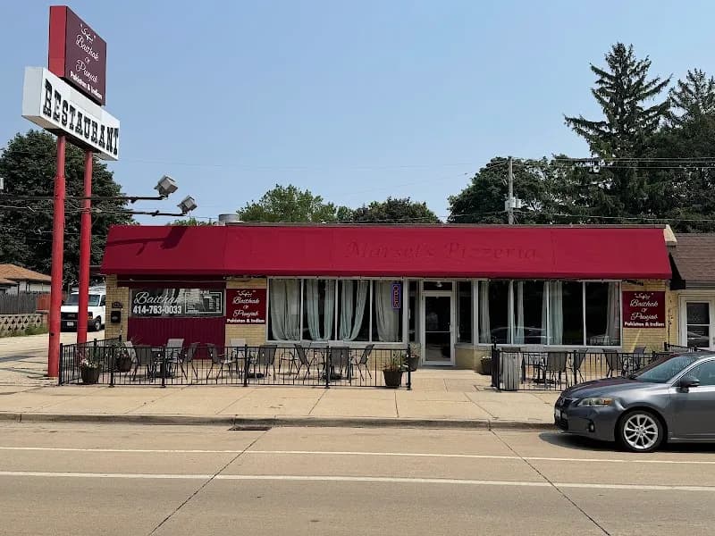 Zayaka Indian Cuisine restaurant in Cudahy, WI