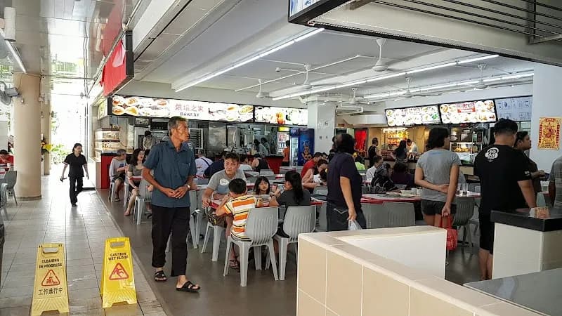 View of Zhenghua Community Club in Bukit Timah, SG