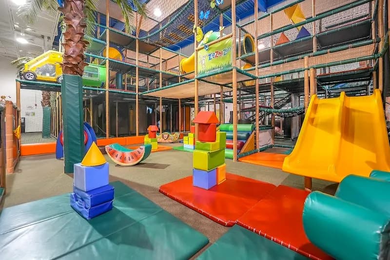 View of Zigzagzoo Inc in Vaudreuil-Dorion, QC