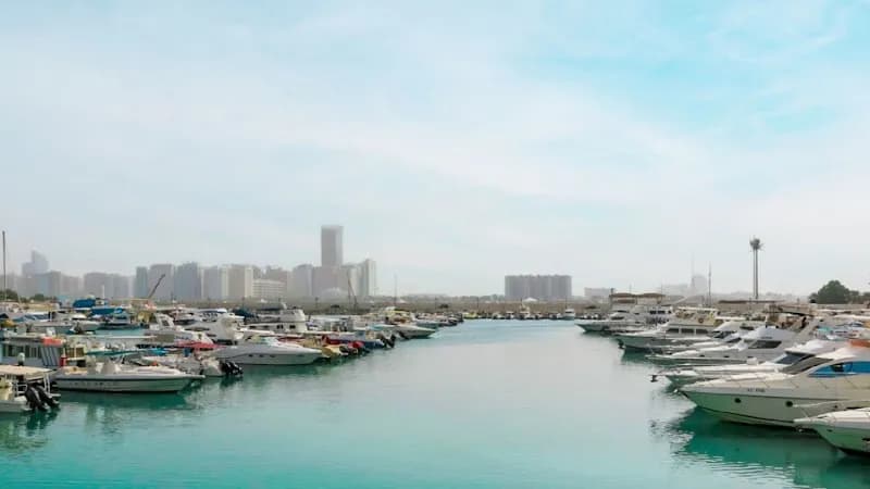 Abu Dhabi Marina Beach beach in Abu Dhabi Marina, Abu Dhabi