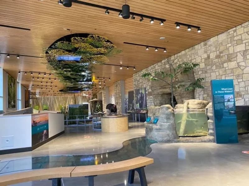 AGFC J.B. and Johnelle Hunt Family Ozark Highlands Nature Center educational institution in Springdale, UT