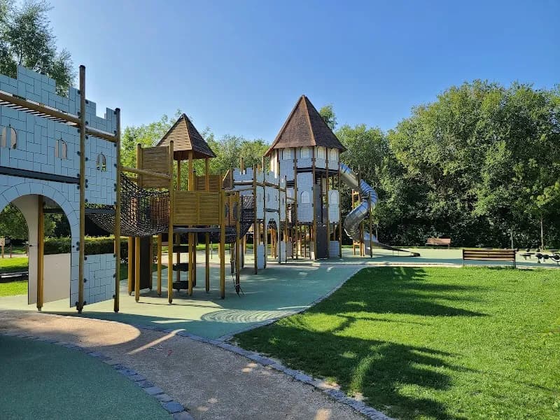 Aire de Jeux du parc de la haute île playground in Neuilly-sur-Seine, IDF