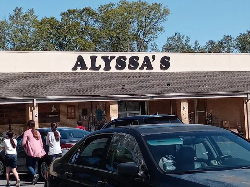 Alyssa's home goods store in Brandon, FL