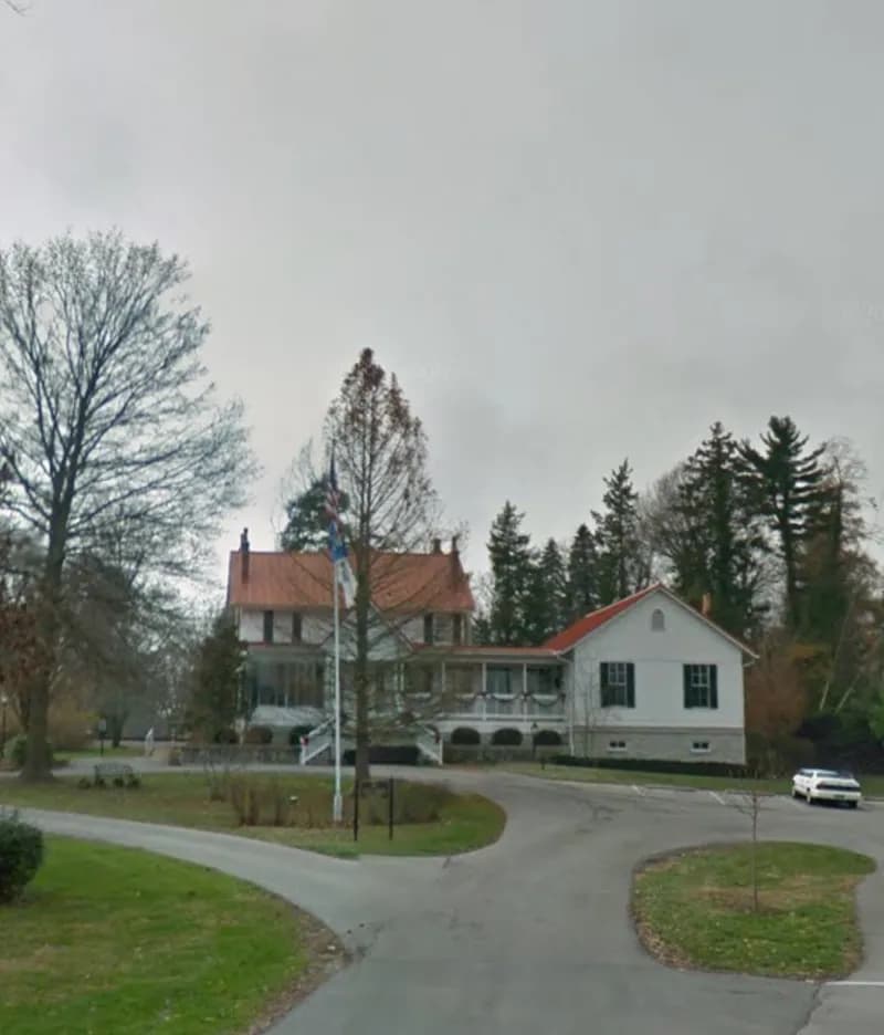 Anchorage City Hall local government office in Anchorage, KY