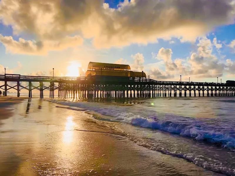 Apache Pier fishing pier in Myrtle Beach, SC