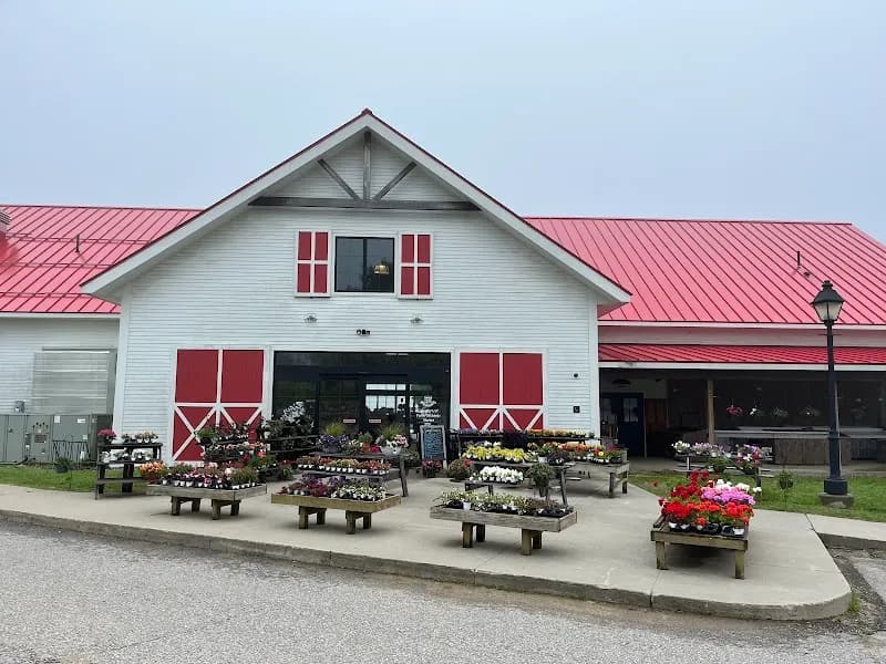 View of Applecrest Farm Orchards in Atkinson, NH