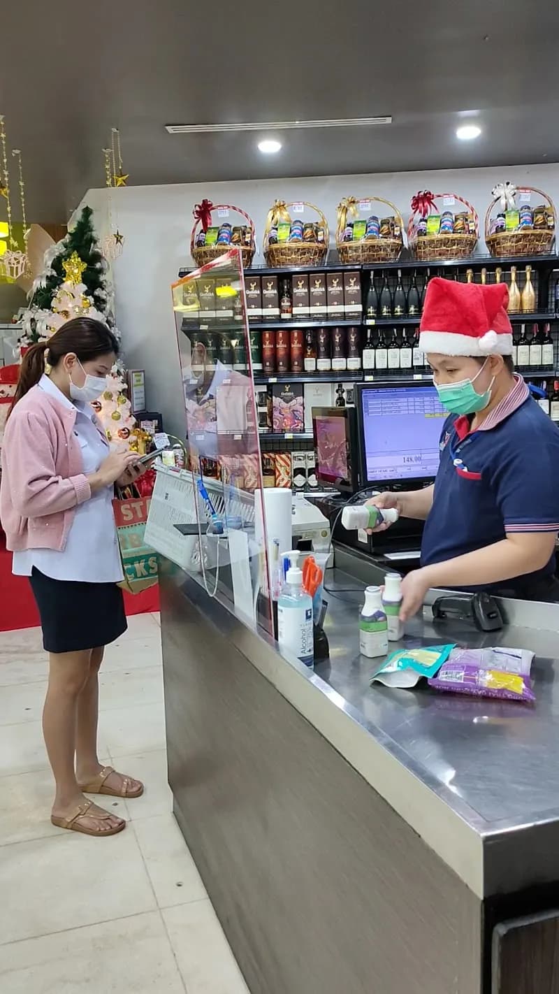 View of Ari Market Local Food Court in Ari, BKK