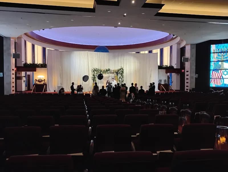View of Aventura Turnberry Jewish Center & Tauber Academy in Aventura, FL