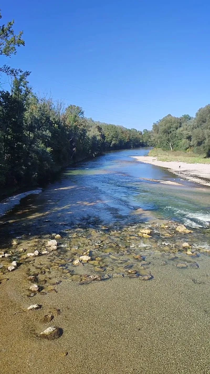 View of B471 Isarradweg in Oberschleißheim, BY