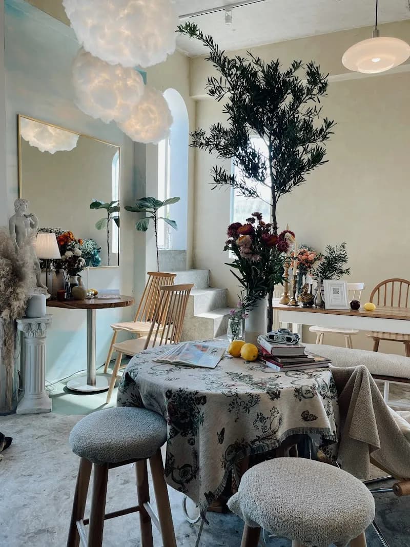 Baan Hom Coffee & Garden Cafe cafe in San Kamphaeng, CM