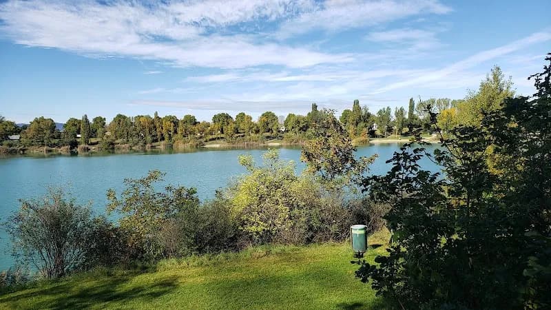 Badeteich Hirschstetten - Trainingspark ISW athletic field in Hirschstetten, VIE