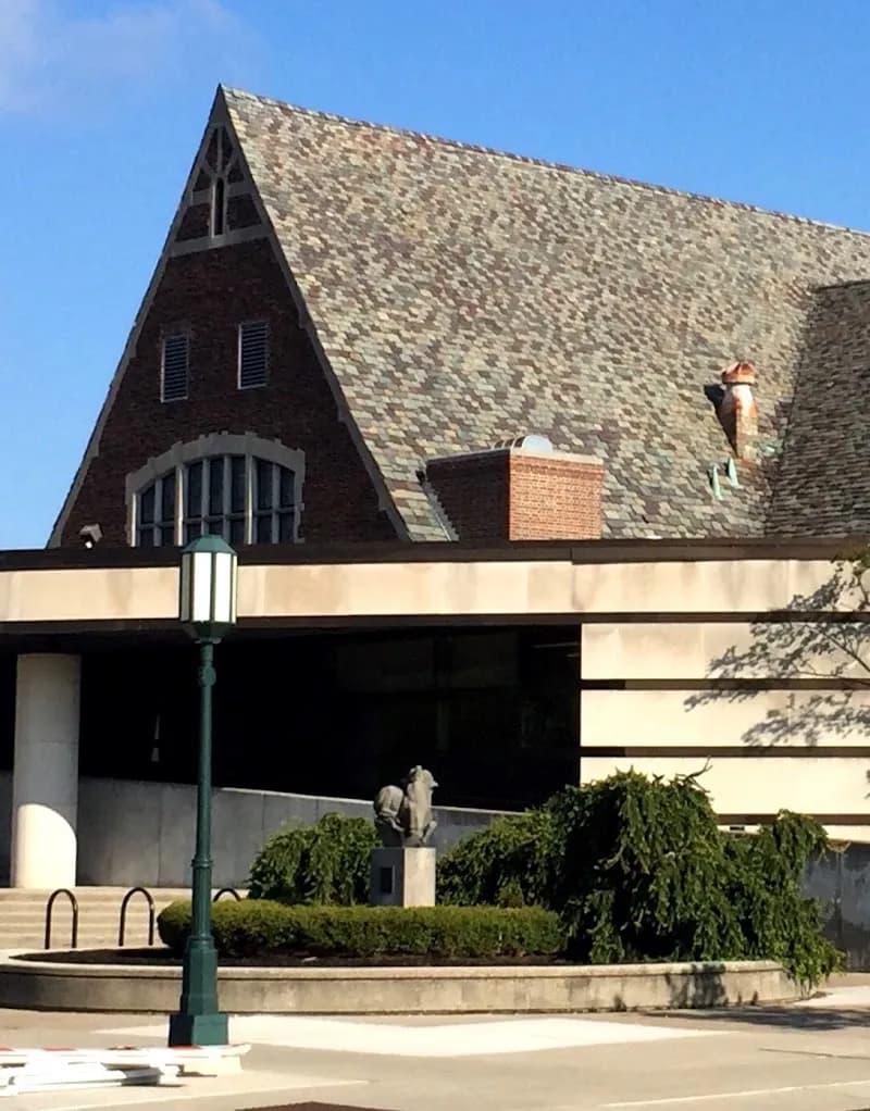 View of Baldwin Public Library in Birmingham, MI