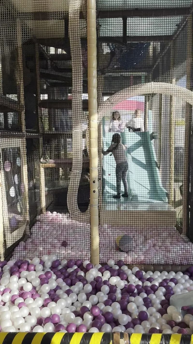 View of Balu Playground in Chalandri, AT